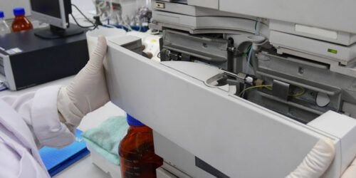 Coluna HPLC quiral: alta resolução e seletividade na separação de enantiômeros